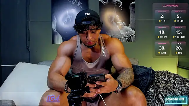 bradley_smith 웹캠 쇼