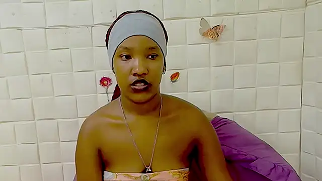 EroticSexyPradaのライブXXXチャット