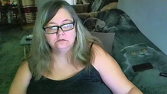 sex2 Adlı Modelin Canlı XXX Sohbeti