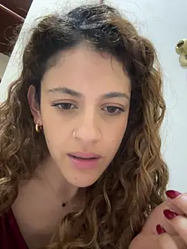 alana15 Adlı Modelin Canlı XXX Sohbeti