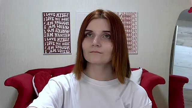 XXX chat uživo modela KellyStone