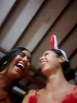 SAMY_AND_ARI webkamerás műsora