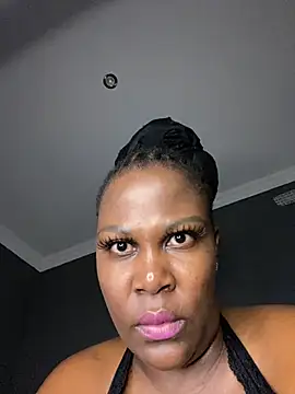 Chatroom XXX en direct de Sexycandyxxx