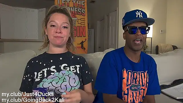 boomboomr00m: вебкам-шоу