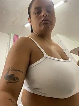 Czat XXX na żywo – Rossestoner