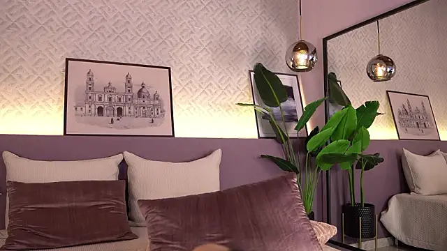 ElleDiane Adlı Modelin Canlı XXX Sohbeti