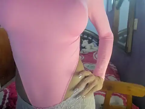 XXX chat uživo modela Unicorn_Mistress