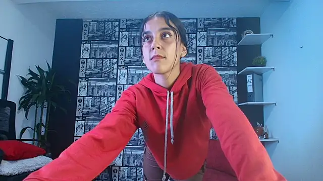 DanielaMonroe élő XXX-chatje