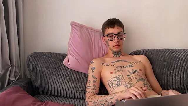 دردشة anahori__simon الجنسية المباشرة