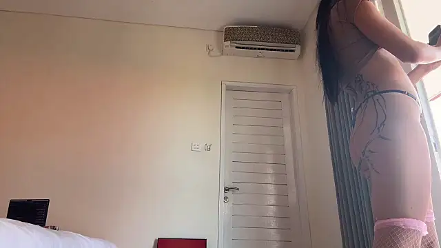 ViviNoir Live XXX-chat