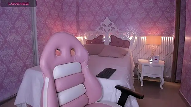 دردشة babysophie18_ الجنسية المباشرة