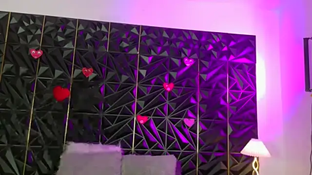 دردشة TaylorMilly الجنسية المباشرة