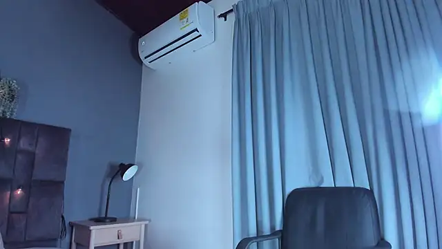 EngelStone Chat XXX live