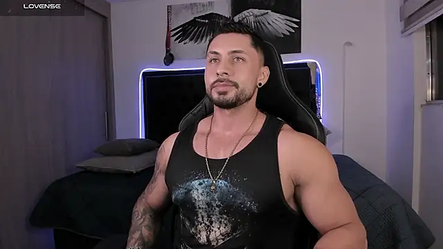 santi_aesthetic's Live XXX Chat