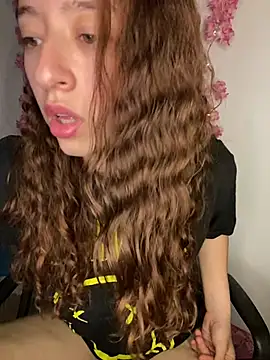 -rosi Adlı Modelin Canlı XXX Sohbeti