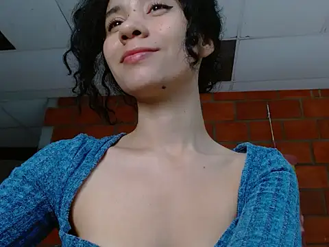 عرض كام helena_hadler