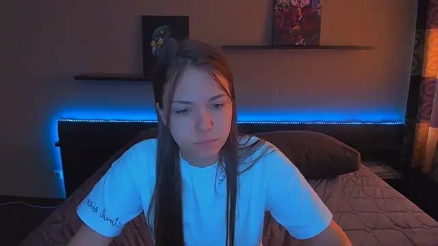 AlexaBarkley Adlı Modelin Canlı XXX Sohbeti