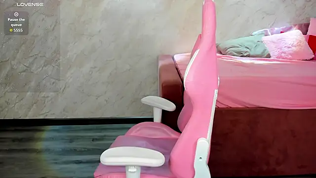 Czat XXX na żywo – Alis_Platt