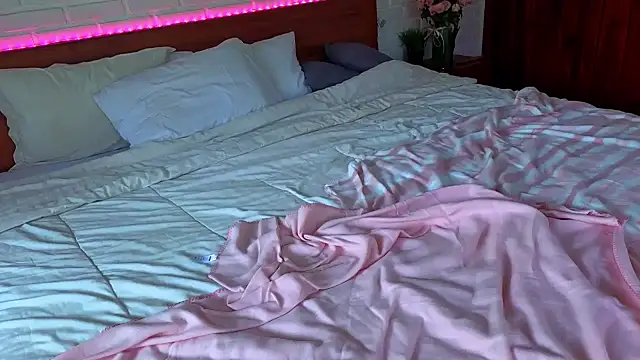 _Katie_Dierse: онлайн-секс-чат