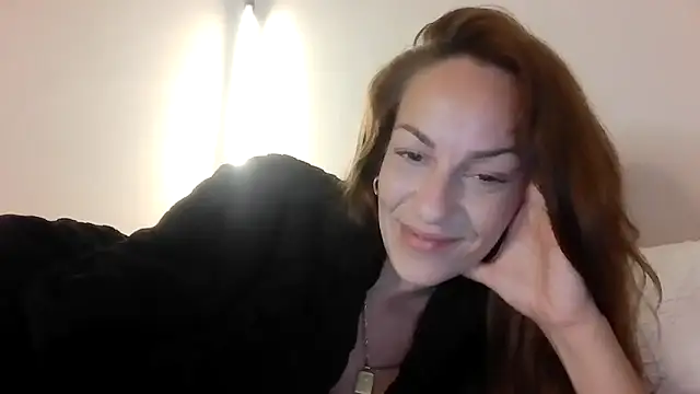 Chatroom XXX en direct de Edenfox-