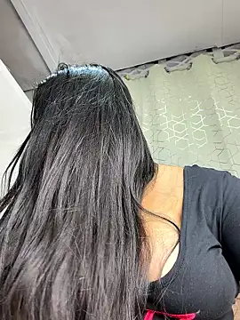 Chat +18 de virginbrunette99 ao vivo