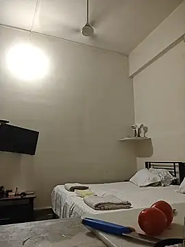 دردشة NakedMILFx الجنسية المباشرة