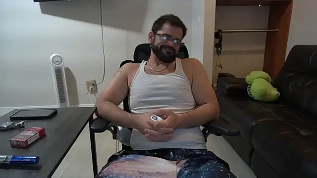 Zander823 即時 XXX 聊天