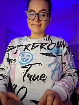 دردشة MariaPau_83 الجنسية المباشرة