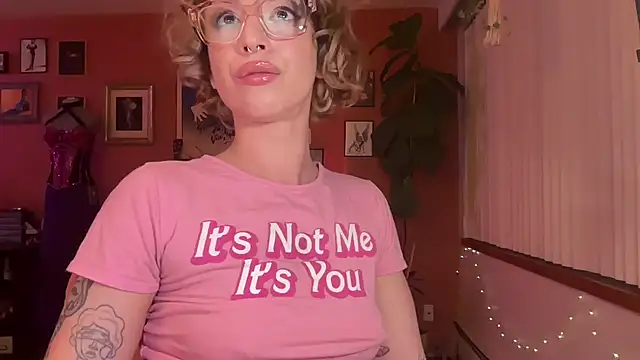 XXX chat uživo modela odessa-thorne