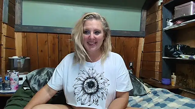 lisaxlovexxx's Webcam Show