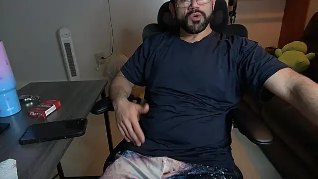 Zander823's Live XXX Chat