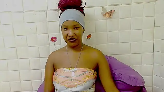 EroticSexyPradaのライブXXXチャット