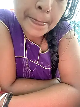 Chatroom XXX en direct de Hot-Tinaa