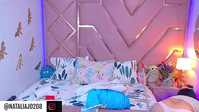 natalia-888: онлайн-секс-чат