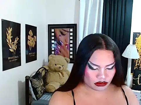 TSbrianaHugeCock Adlı Modelin Canlı XXX Sohbeti