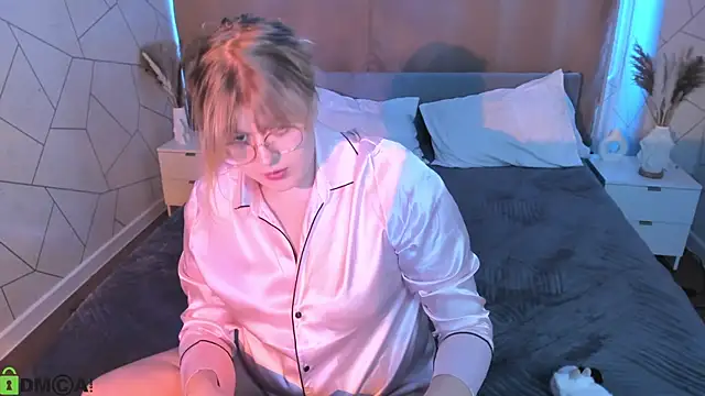 luna_c0raのライブXXXチャット