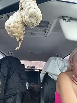 Chat +18 de MerlinDave ao vivo