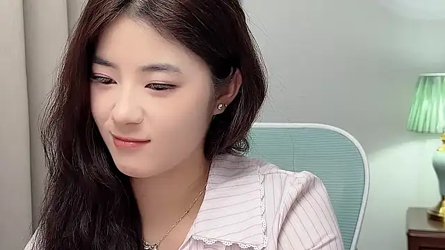 Nicole20266 ওয়েবক্যাম শো