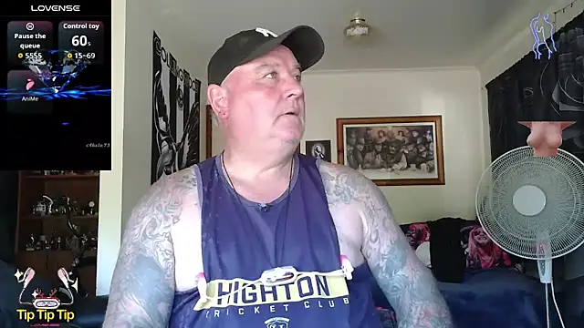 KINKYBLUEYES69 现场XXX聊天