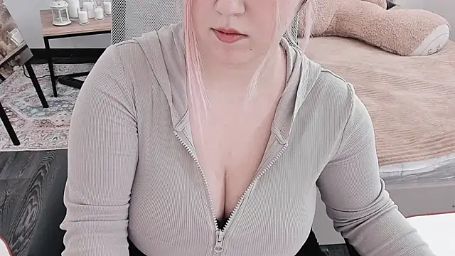 DiaAngell 即時 XXX 聊天