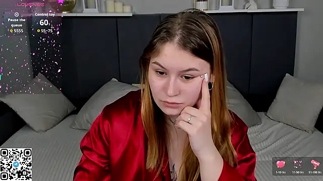 MilanaXHoney Adlı Modelin Canlı XXX Sohbeti