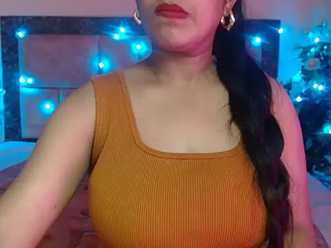 Popo_Girl Adlı Modelin Canlı XXX Sohbeti