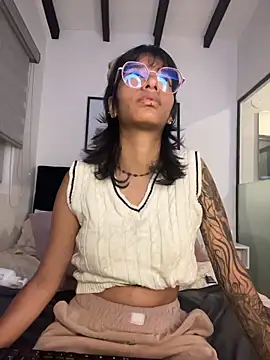 TweetiePieXXX's Live XXX Chat