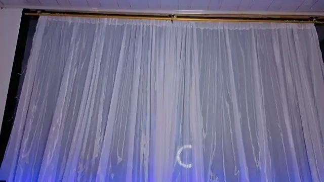 Victoria_Jonhss: онлайн-секс-чат