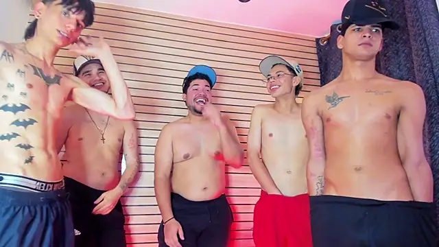 TheBatMansion Show Webcam