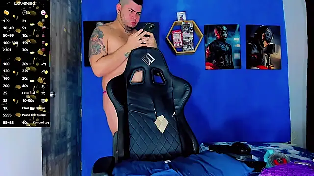 Thomas_chubbyxhot Live XXX Chat