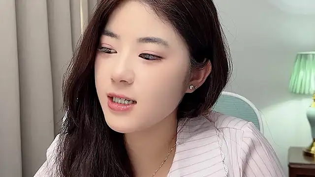 Nicole20266のウェブカメラショー