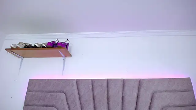 Jessica_Kraftt Adlı Modelin Canlı XXX Sohbeti