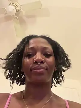 Chat +18 de mochamimi ao vivo