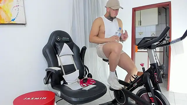 Pokazy przed kamerką – AndresXm_